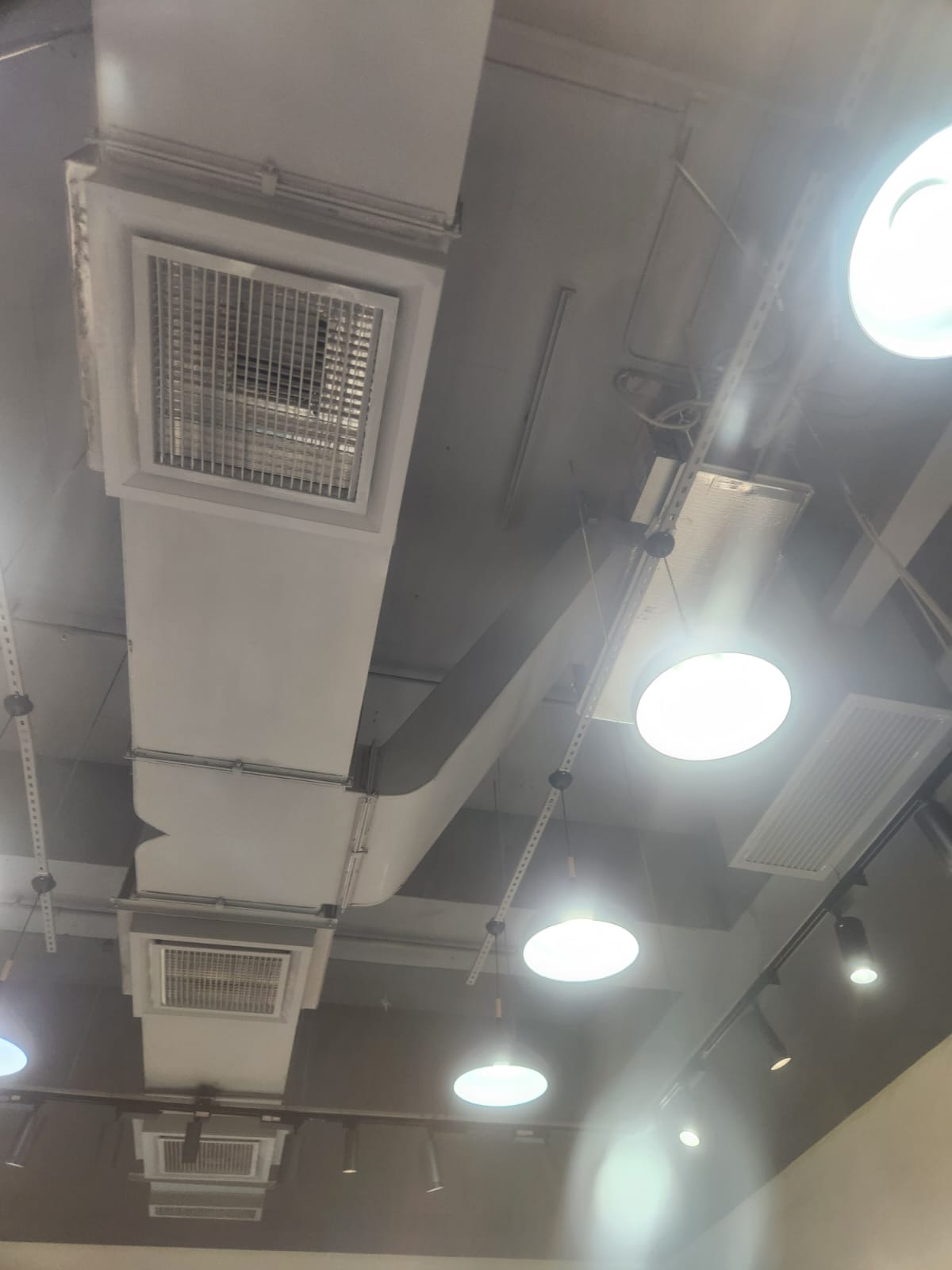 Commercial Air Conditioning Maintenance
